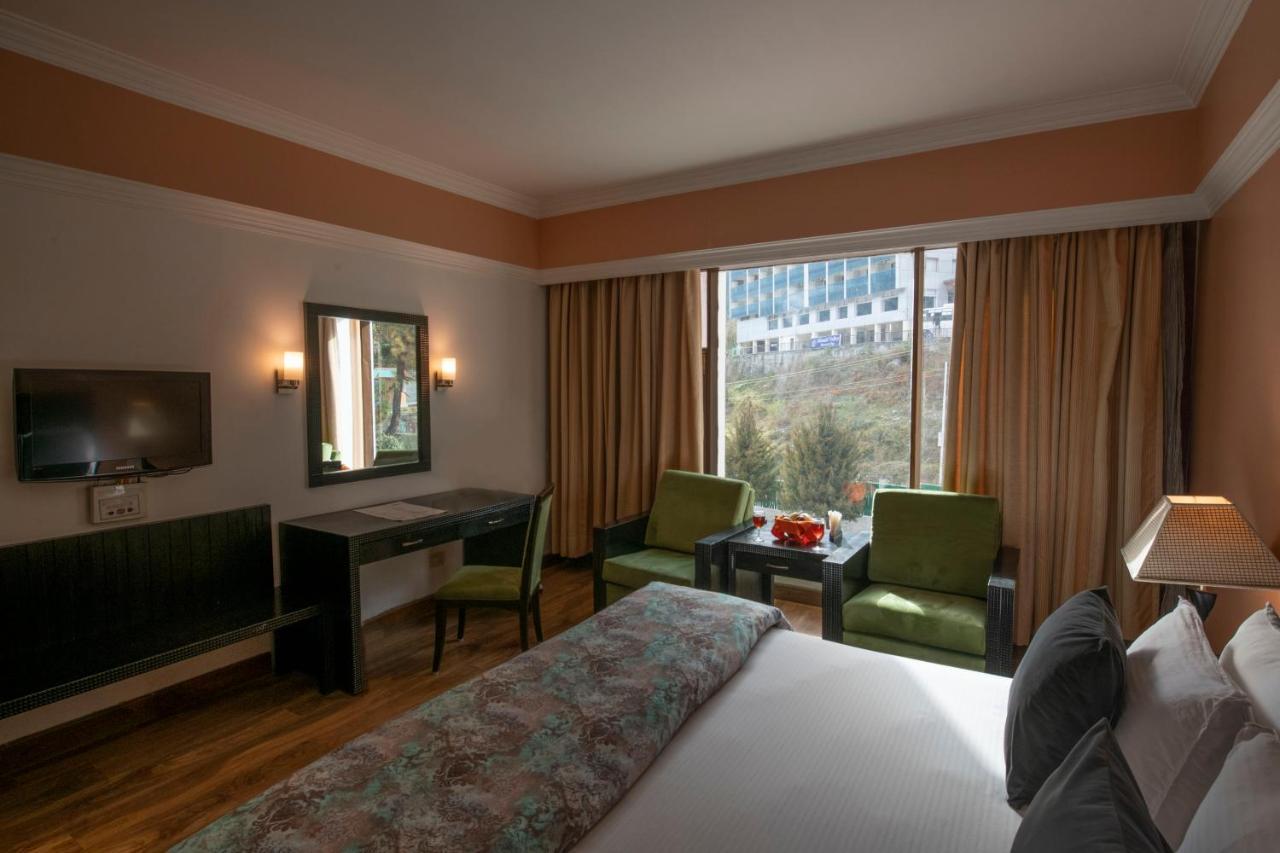Mastiff Grand Manali Resort Bagian luar foto