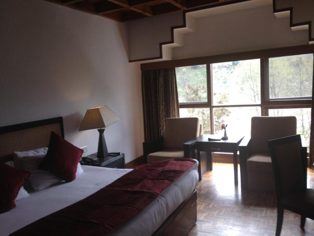 Mastiff Grand Manali Resort Ruang foto